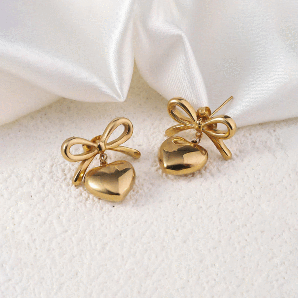 Bow Heart Earring | 18k Gold Plated - Anti Tarnish - Image 4