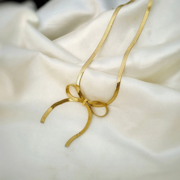 Luxe Bowknot Choker Necklace – Gold Plated - Image 3
