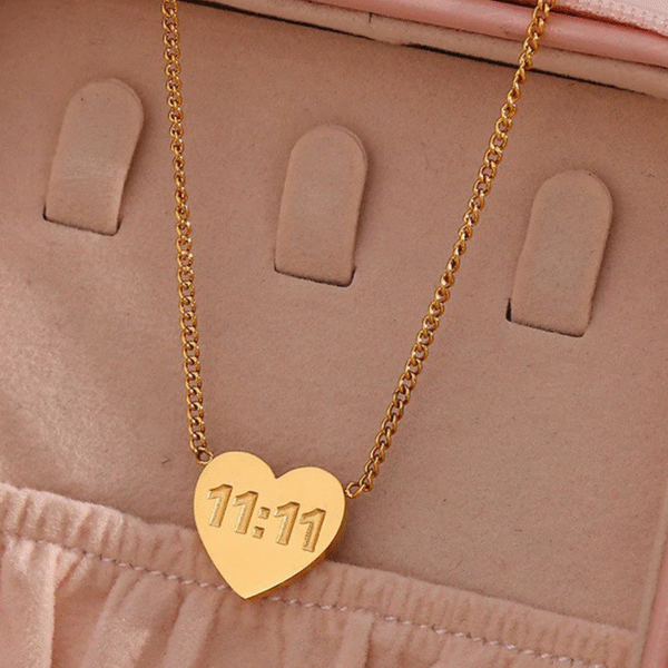 Golden Heart 11:11 Pendant Necklace – Anti-Tarnish