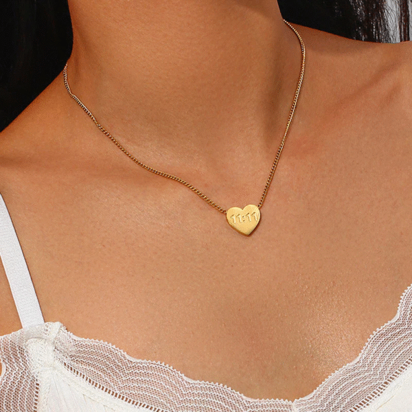 Golden Heart 11:11 Pendant Necklace – Anti-Tarnish - Image 2