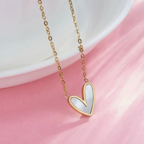 Golden Shell Heart Pendant Necklace – Dainty Chain - Image 4