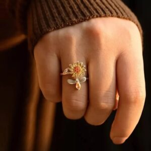 Sunflower Bee Spinner Ring