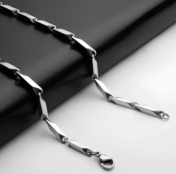 Men’s Silver Rice Chain – Elegant Singapore Style Necklace - Image 2